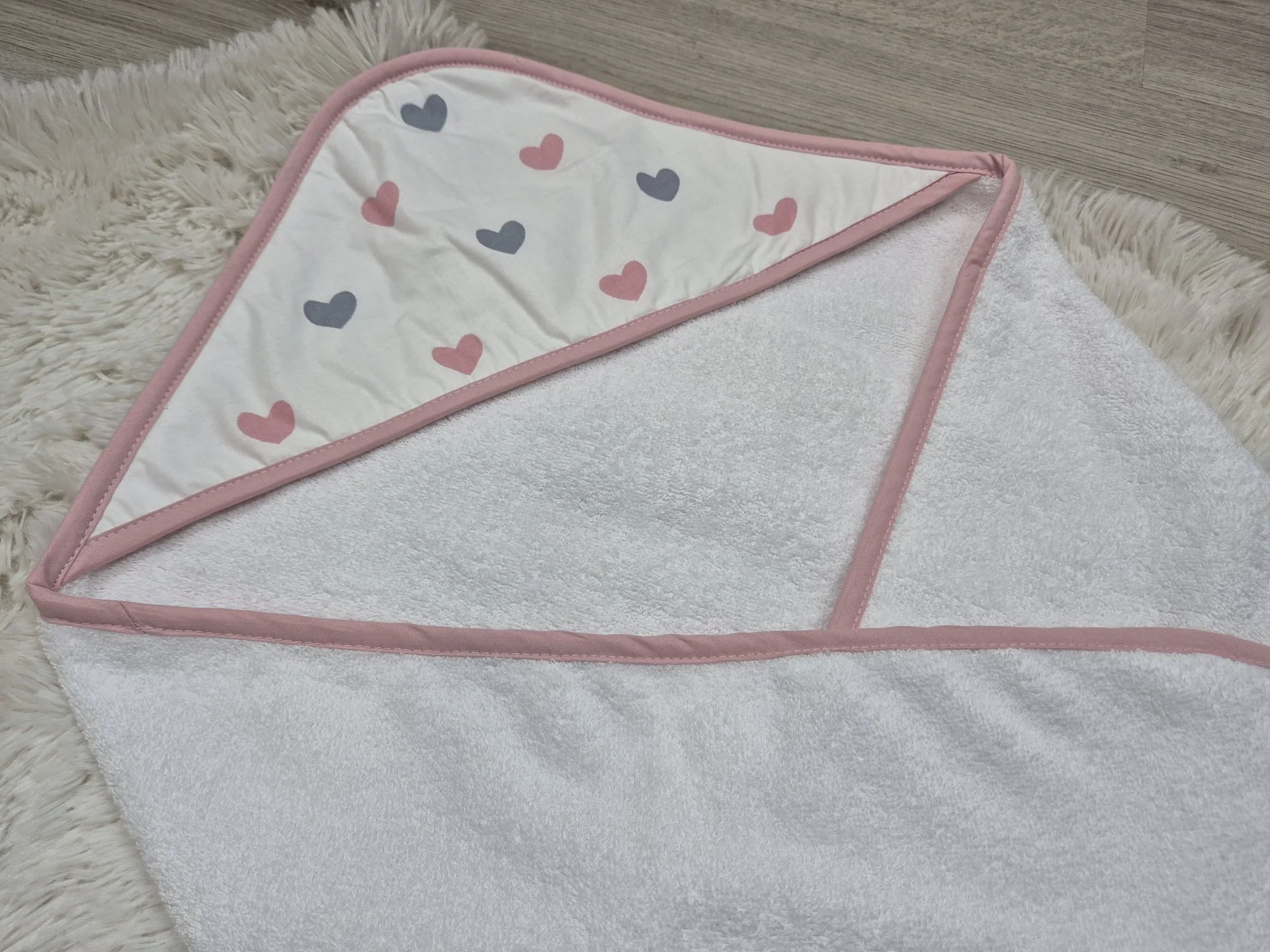 %D0%91%D0%B5%D0%B1%D0%B5%D1%88%D0%BA%D0%B0+%D1%85%D0%B0%D0%B2%D0%BB%D0%B8%D1%8F+%D1%81+%D0%B1%D1%80%D0%BE%D0%B4%D0%B5%D1%80%D0%B8%D1%8F+%D0%A1%D1%8A%D1%80%D1%87%D0%B8%D1%86%D0%B0%2C+%D0%BF%D1%83%D0%B4%D1%80%D0%B0