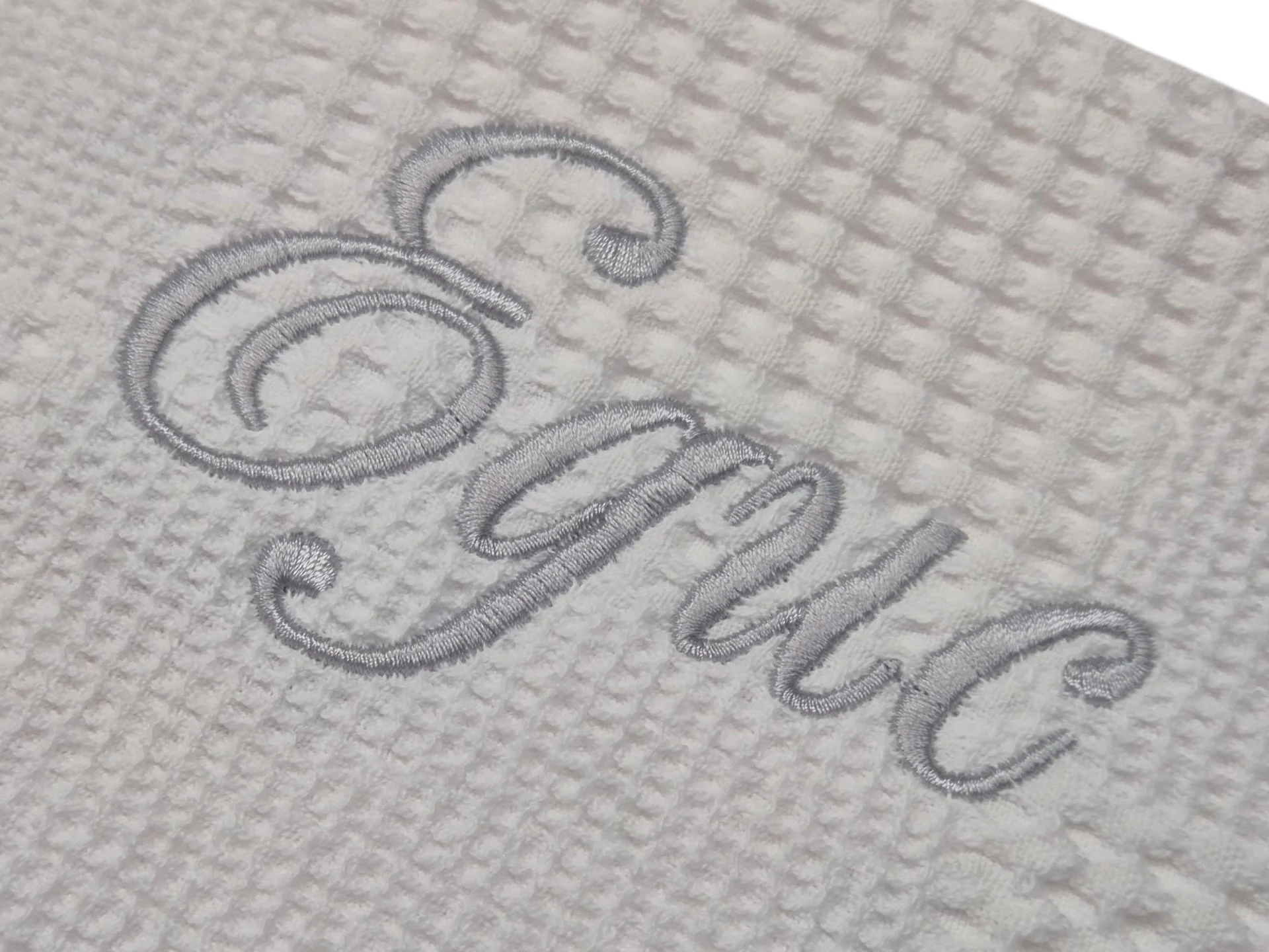 %D0%9E%D0%B4%D0%B5%D1%8F%D0%BB%D0%BE+%D1%81+%D0%B1%D1%80%D0%BE%D0%B4%D0%B5%D1%80%D0%B8%D1%8F+%D0%A1%D0%B8%D0%B2%D0%B8+%D0%BC%D0%B5%D1%87%D0%B5%D1%82%D0%B0