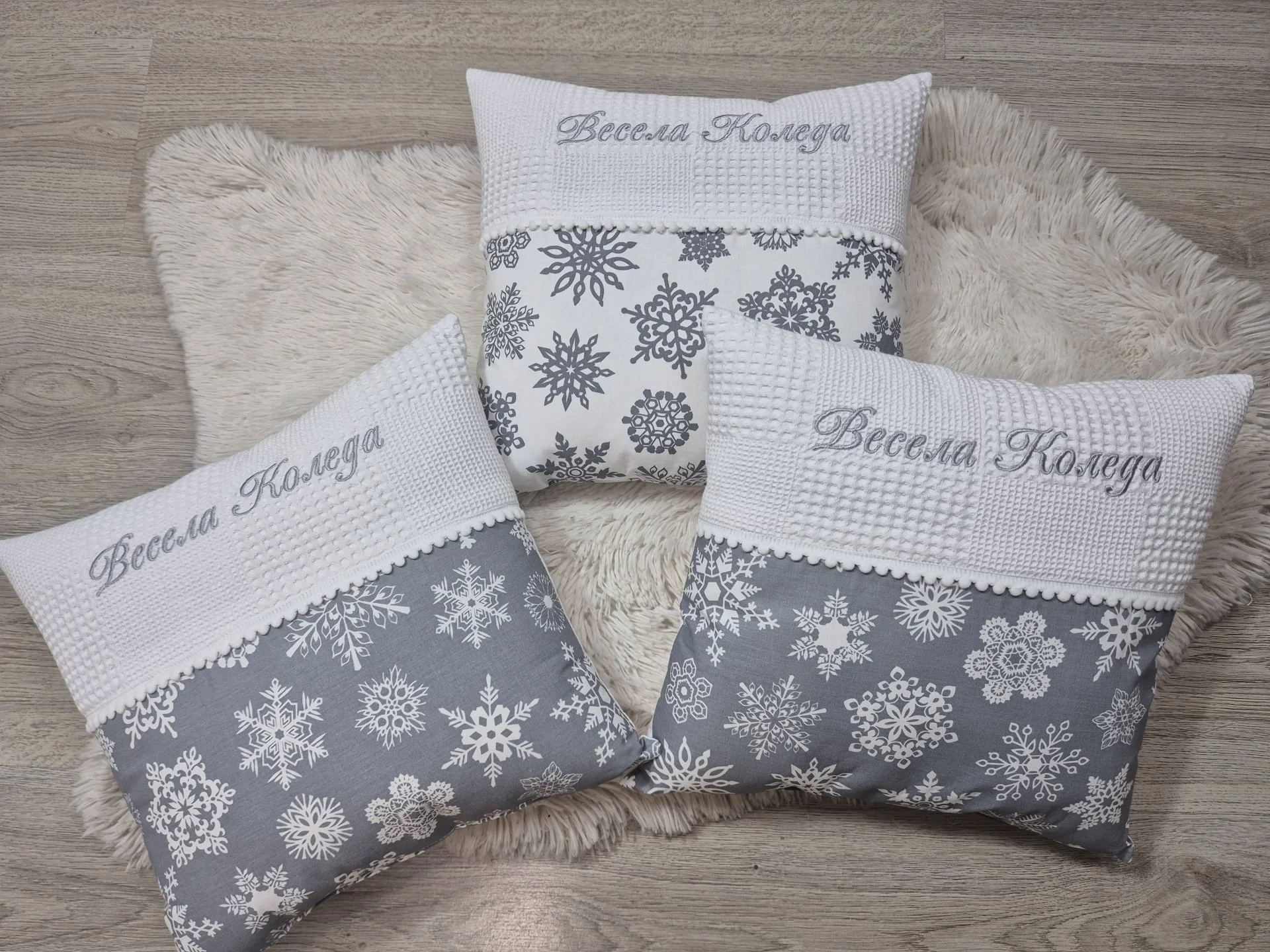 %D0%92%D1%8A%D0%B7%D0%B3%D0%BB%D0%B0%D0%B2%D0%BD%D0%B8%D1%87%D0%BA%D0%B0+%D1%81+%D0%B1%D1%80%D0%BE%D0%B4%D0%B5%D1%80%D0%B8%D1%8F+%D0%92%D0%B5%D1%81%D0%B5%D0%BB%D0%B0+%D0%9A%D0%BE%D0%BB%D0%B5%D0%B4%D0%B0